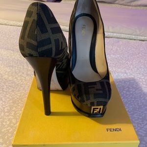 Fendi platform pump